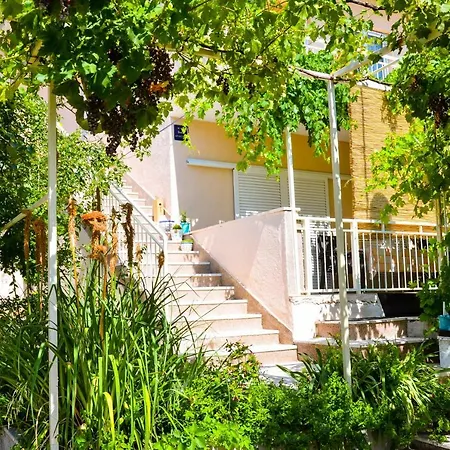 דירה Andoria *