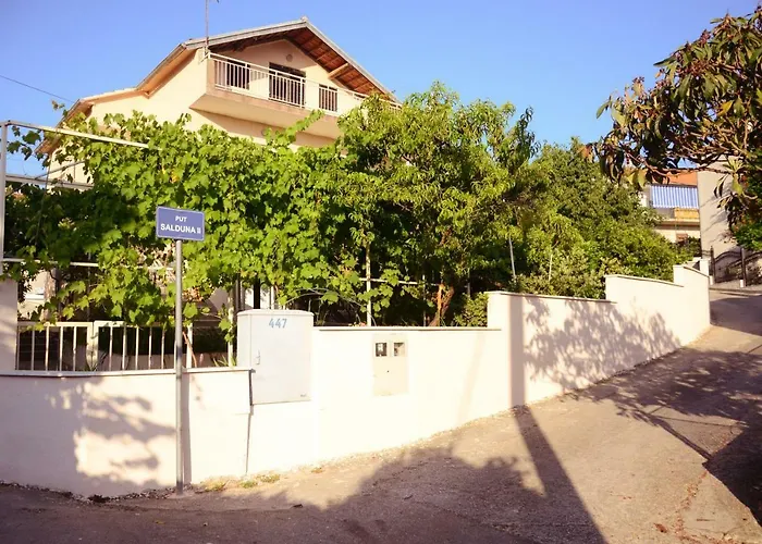 Andoria דירה טרוגיר